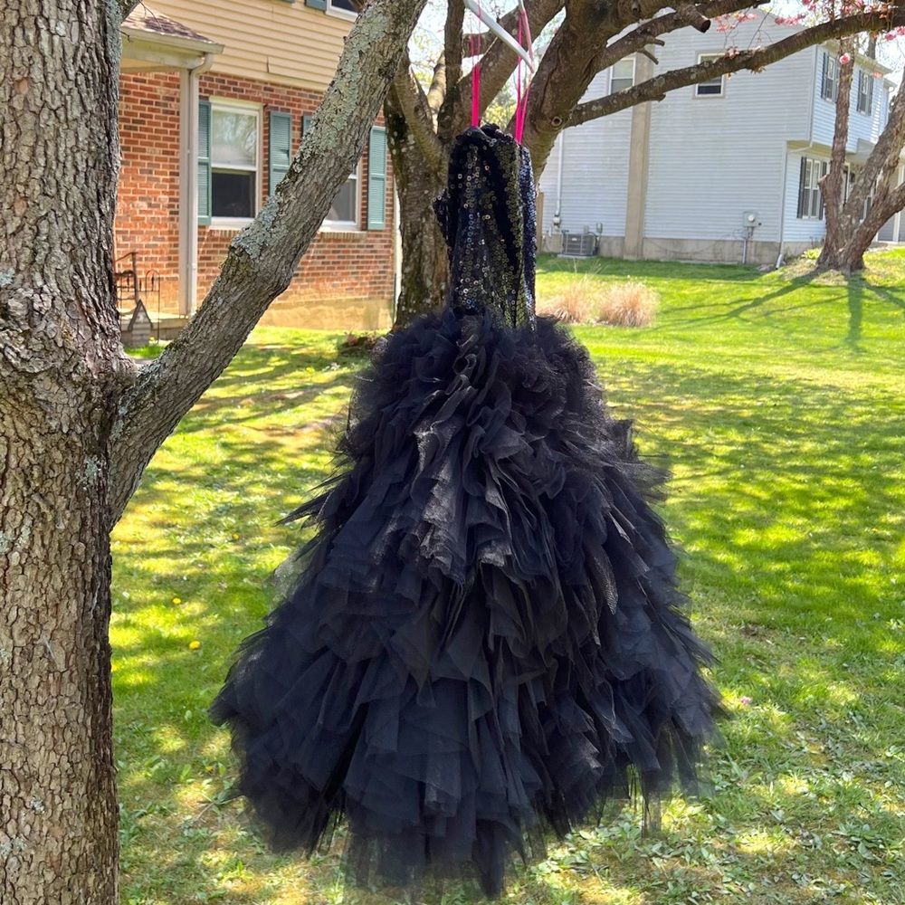 NWOT $598 Betsey Johnson Tallulah Sequin Bodice & Tulle Skirted Black Dress - Picture 7 of 15